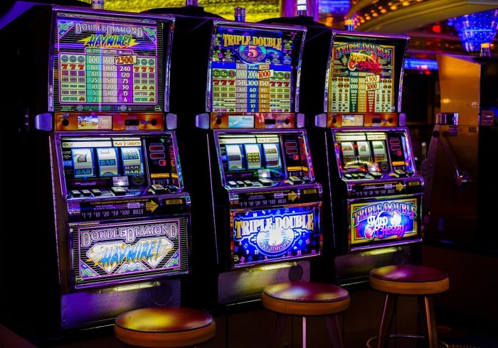 Slot Jackpots Chasing Life-Changing Prizes on Renowned Brands